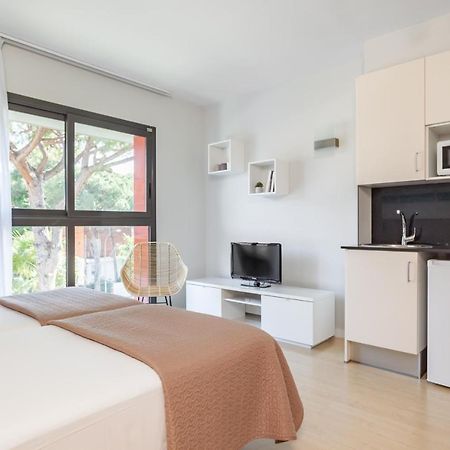 Apartamentos Royal Marina Gardens Castelldefels Dış mekan fotoğraf