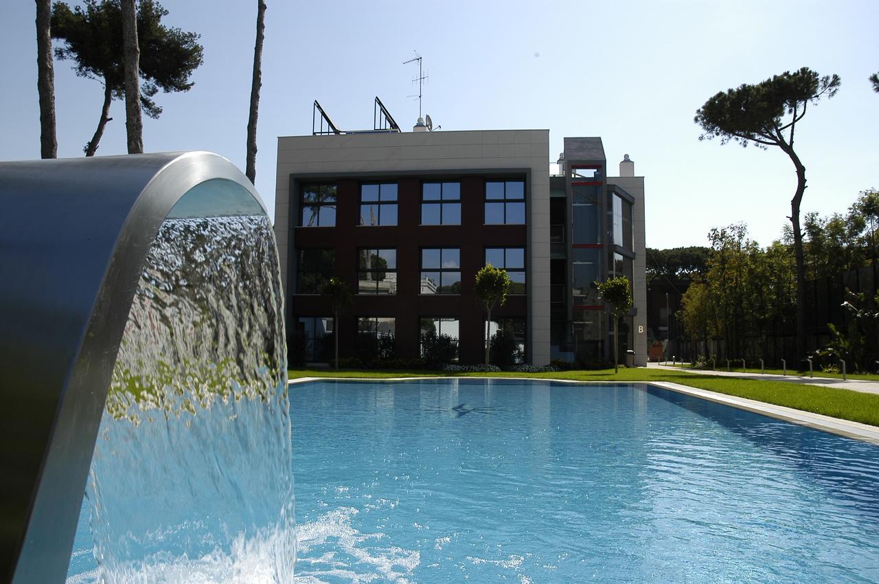 Apartamentos Royal Marina Gardens Castelldefels Dış mekan fotoğraf