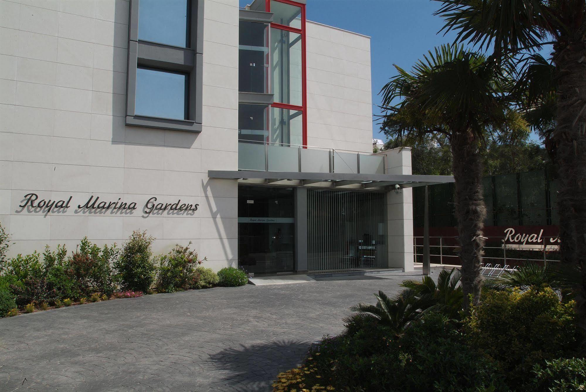 Apartamentos Royal Marina Gardens Castelldefels Dış mekan fotoğraf