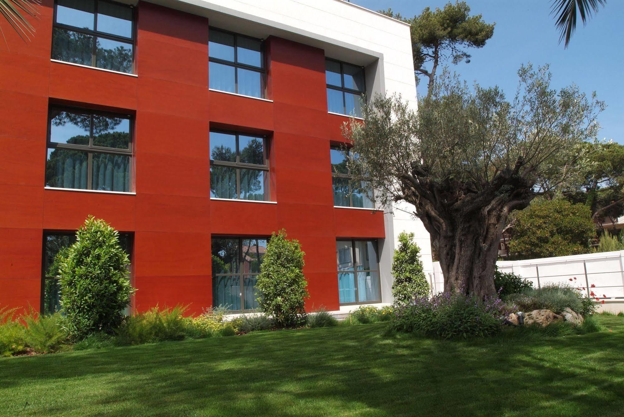 Apartamentos Royal Marina Gardens Castelldefels Dış mekan fotoğraf