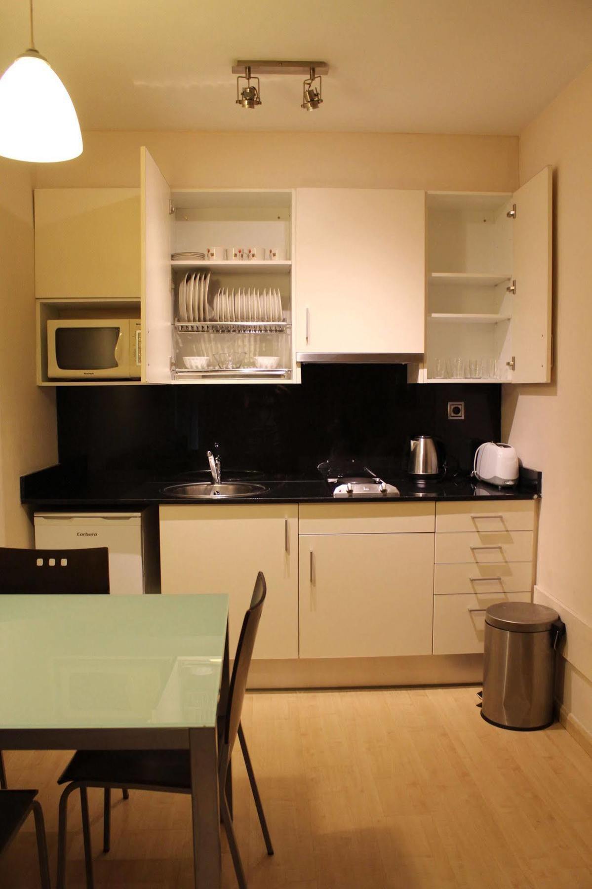 Apartamentos Royal Marina Gardens Castelldefels Dış mekan fotoğraf