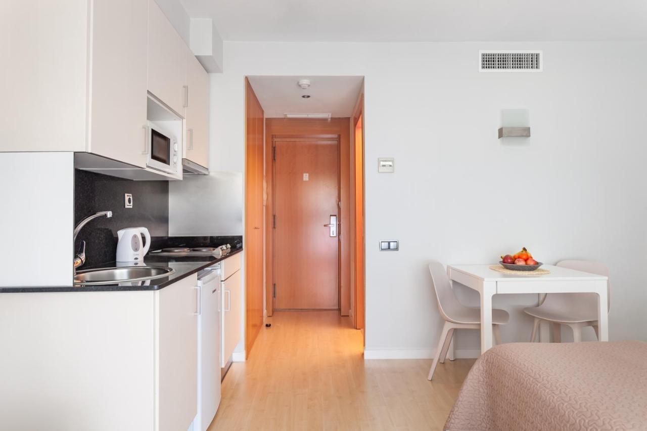 Apartamentos Royal Marina Gardens Castelldefels Dış mekan fotoğraf
