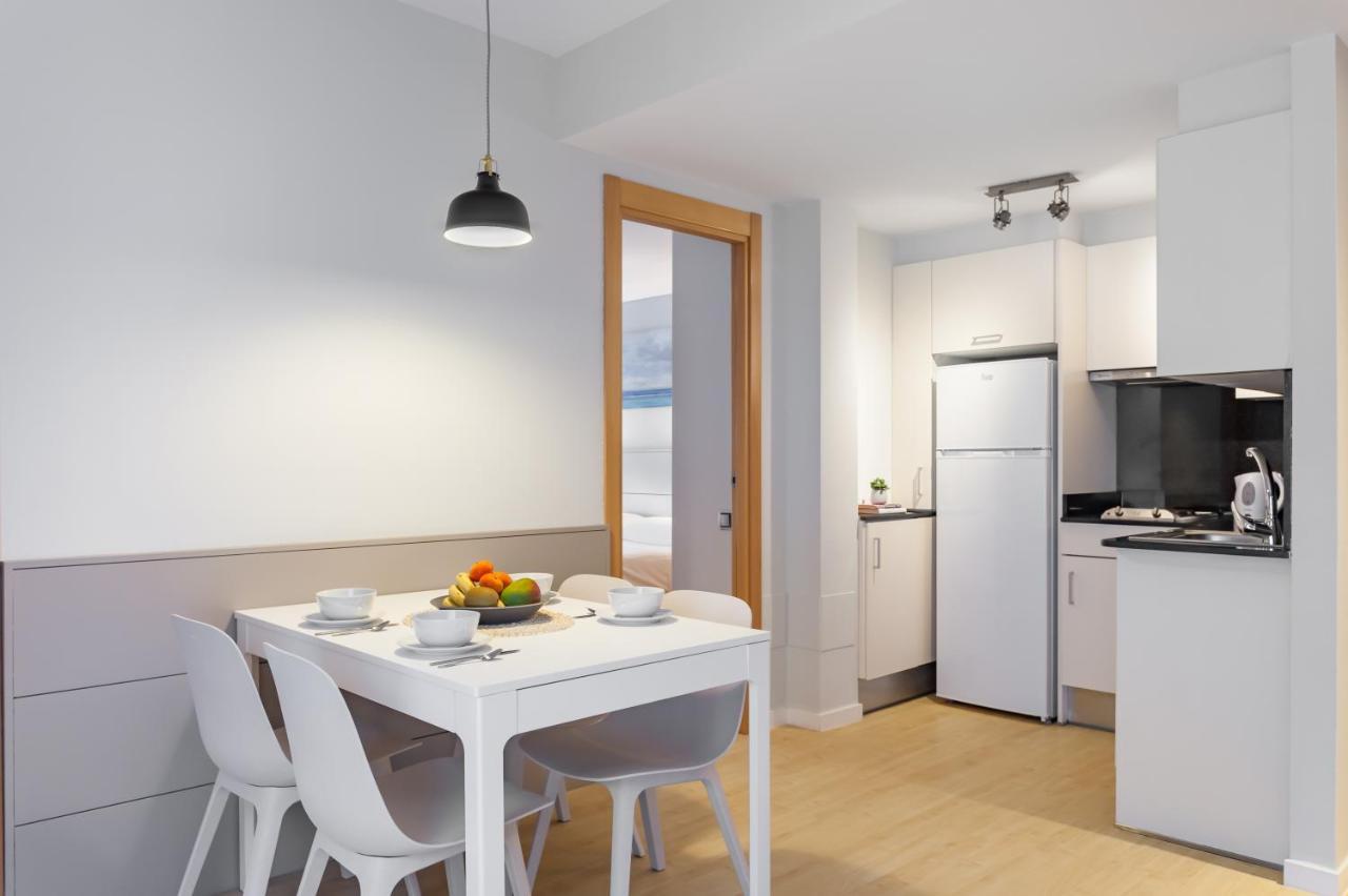 Apartamentos Royal Marina Gardens Castelldefels Dış mekan fotoğraf